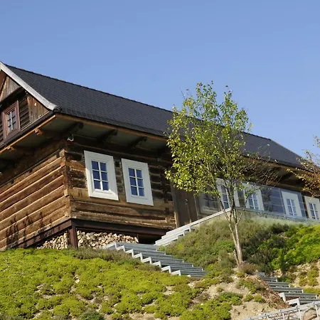 ヴィラ Kacza - Z Jacuzzi クラクフ